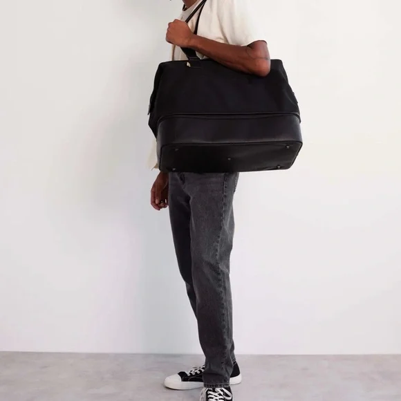 BEIS The Weekender in Black - Picture 3 of 7